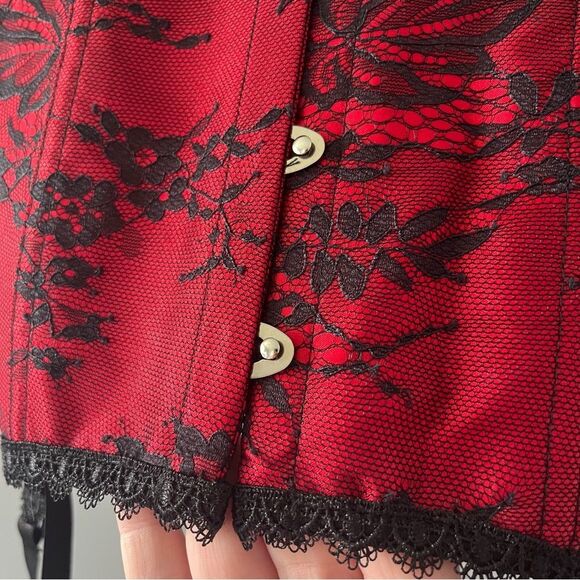 NEW Adore Me Red & Black Lace Corset Size XL Boned - Picture 3 of 11